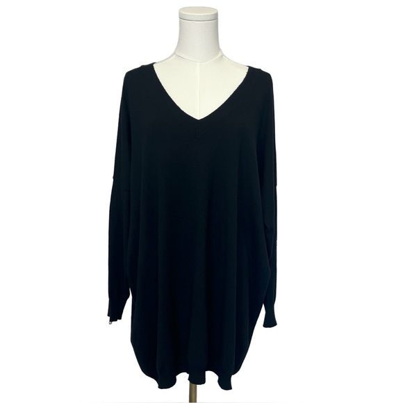 Lulus Dresses & Skirts - Lulu's Classic Black Knit Sweater Dress Size M/L